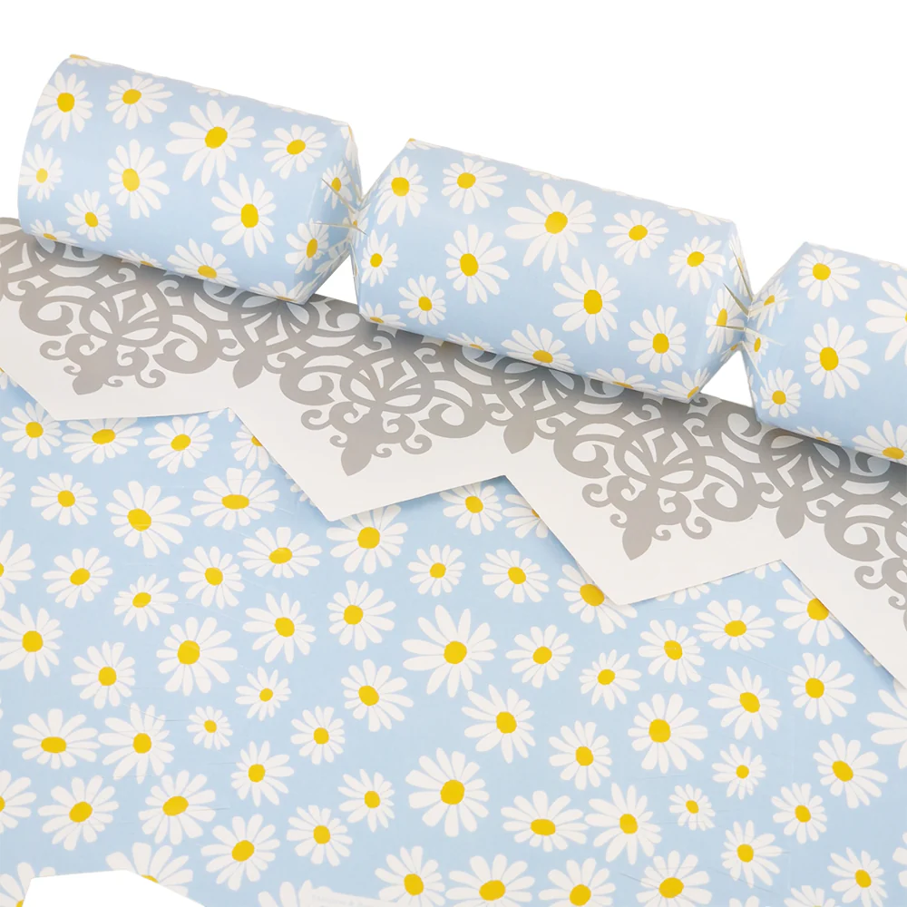 Blue Daisy Flower | Cracker Making Craft Kit | Make & Fill Your Own - Image 5