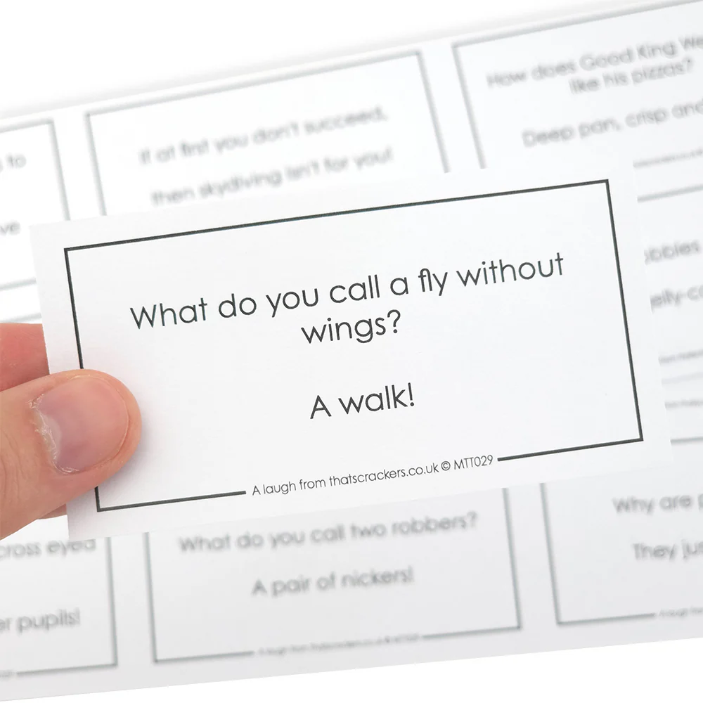 Party Balloons | SNAPLESS Birthday Cracker Making Craft Kit | Makes 6 - Image 3