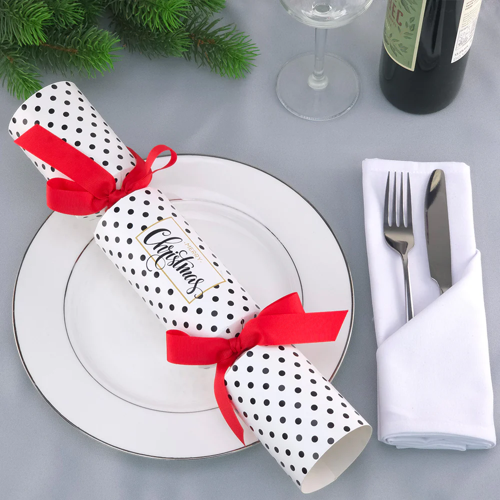 Spotty Christmas | Cracker Making Craft Kit | Make and Fill Your Own - Image 3